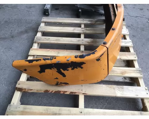 VOLVO VNM 1998-2003 BUMPER ASSEMBLY, FRONT