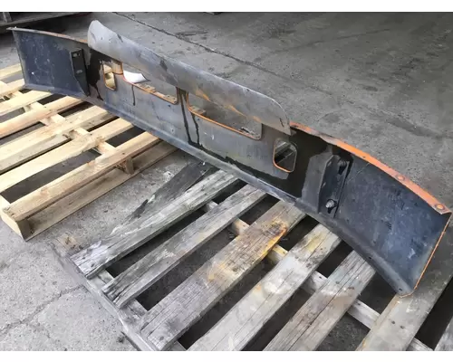 VOLVO VNM 1998-2003 BUMPER ASSEMBLY, FRONT