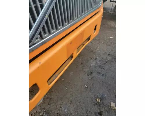 VOLVO VNM 1998-2003 BUMPER ASSEMBLY, FRONT