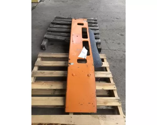 VOLVO VNM 1998-2003 BUMPER ASSEMBLY, FRONT