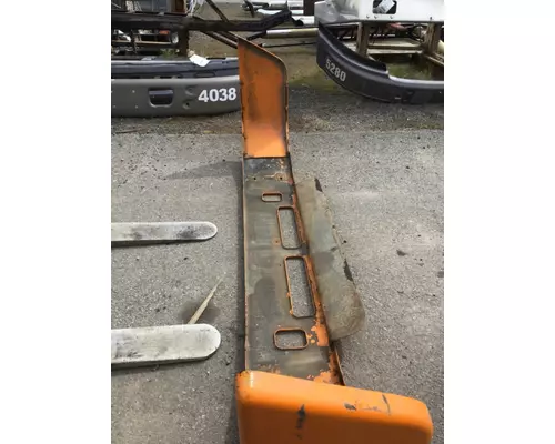 VOLVO VNM 1998-2003 BUMPER ASSEMBLY, FRONT