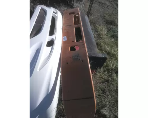 VOLVO VNM 1998-2003 BUMPER ASSEMBLY, FRONT