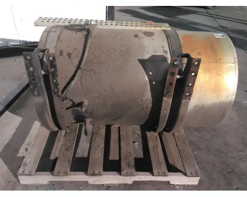 VOLVO VNM 1998-2003 FUEL TANK