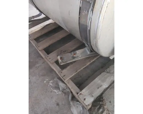 VOLVO VNM 1998-2003 FUEL TANK