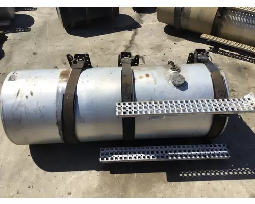 VOLVO VNM 1998-2003 FUEL TANK