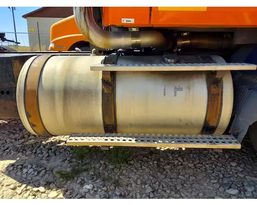 VOLVO VNM 1998-2003 FUEL TANK
