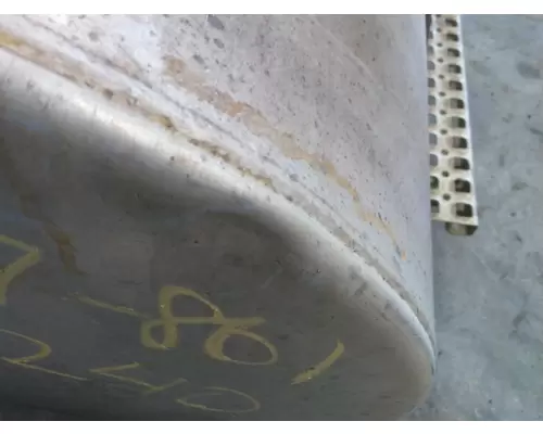 VOLVO VNM 1998-2003 FUEL TANK