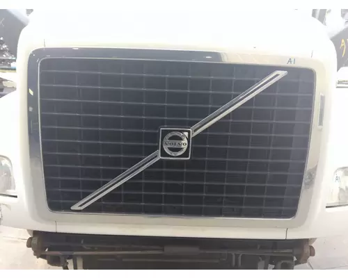 VOLVO VNM 1998-2003 GRILLE