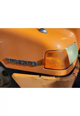 VOLVO VNM 1998-2003 HOOD