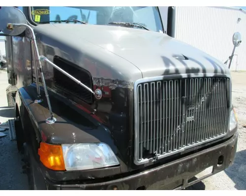 VOLVO VNM 1998-2003 HOOD