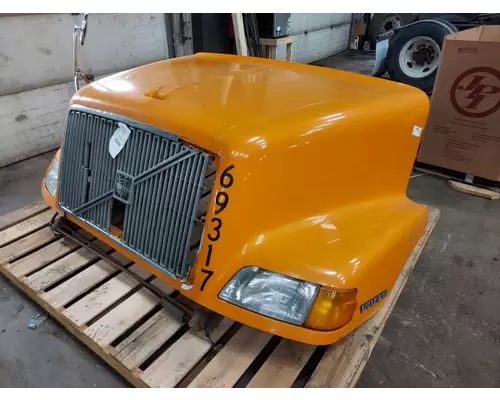 VOLVO VNM 1998-2003 HOOD