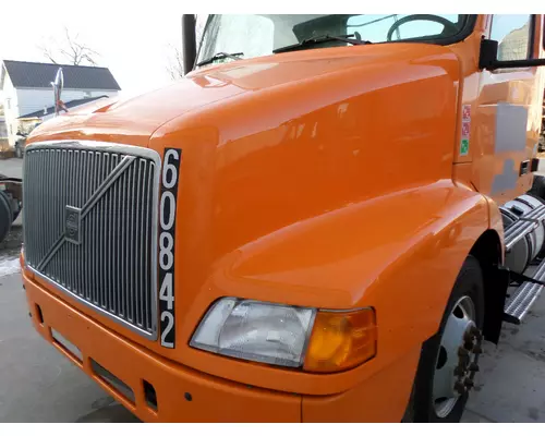 VOLVO VNM 1998-2003 HOOD