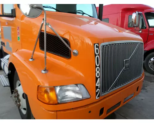 VOLVO VNM 1998-2003 HOOD