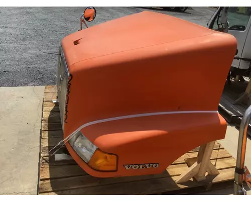 VOLVO VNM 1998-2003 HOOD
