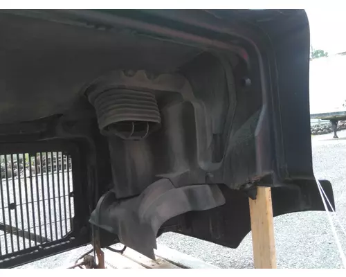 VOLVO VNM 1998-2003 HOOD