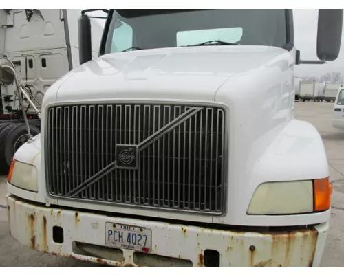 VOLVO VNM 1998-2003 HOOD