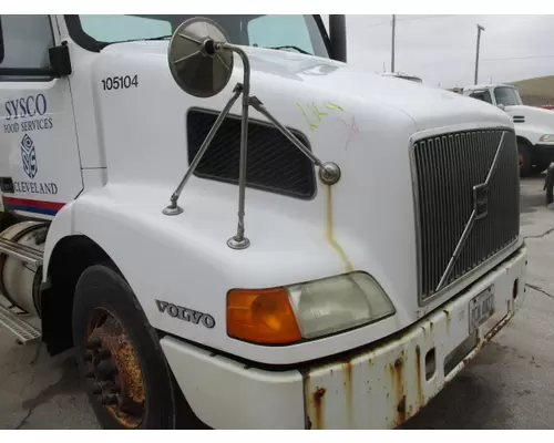 VOLVO VNM 1998-2003 HOOD