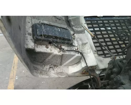 VOLVO VNM 1998-2003 HOOD