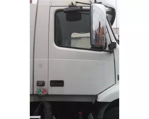 VOLVO VNM 1999-2020 DOOR ASSEMBLY, FRONT