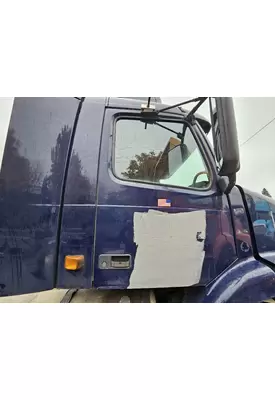 VOLVO VNM 1999-2020 DOOR ASSEMBLY, FRONT
