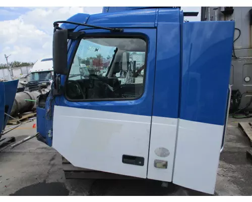VOLVO VNM 1999-2020 DOOR ASSEMBLY, FRONT