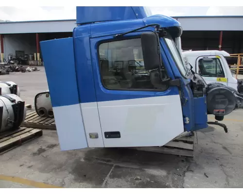 VOLVO VNM 1999-2020 DOOR ASSEMBLY, FRONT
