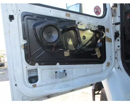 VOLVO VNM 1999-2020 DOOR ASSEMBLY, FRONT