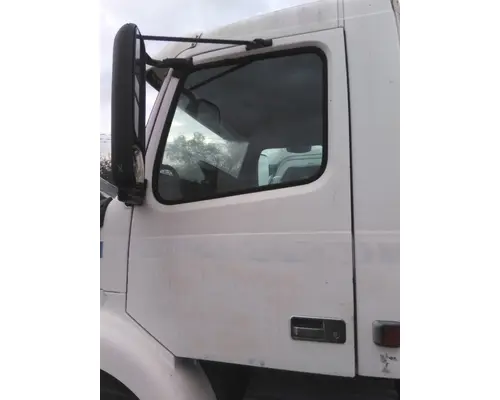 VOLVO VNM 1999-2020 DOOR ASSEMBLY, FRONT