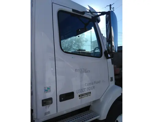 VOLVO VNM 1999-2020 DOOR ASSEMBLY, FRONT