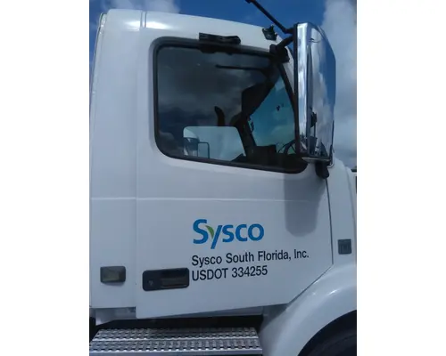 VOLVO VNM 1999-2020 DOOR ASSEMBLY, FRONT