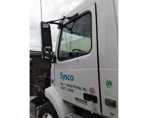 VOLVO VNM 1999-2020 DOOR ASSEMBLY, FRONT