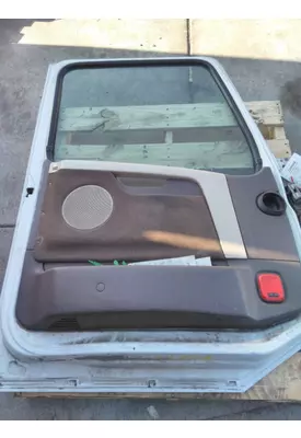 VOLVO VNM 1999-2020 DOOR ASSEMBLY, FRONT