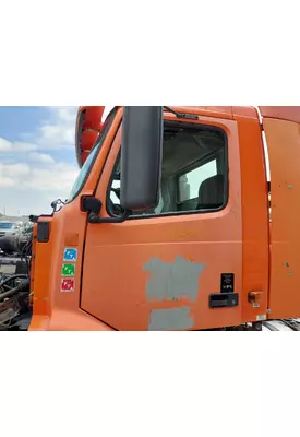 VOLVO VNM 1999-2020 DOOR ASSEMBLY, FRONT