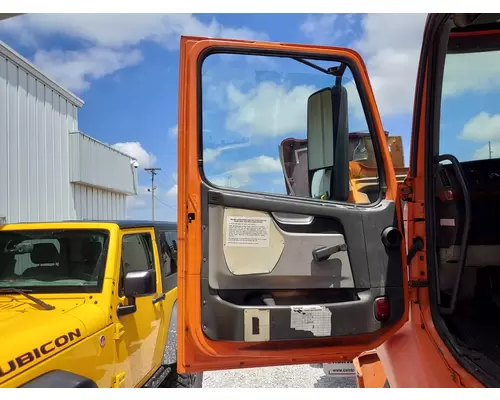 VOLVO VNM 1999-2020 DOOR ASSEMBLY, FRONT
