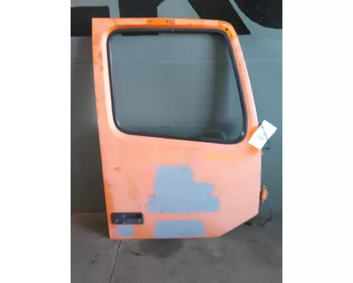 VOLVO VNM 1999-2020 DOOR ASSEMBLY, FRONT