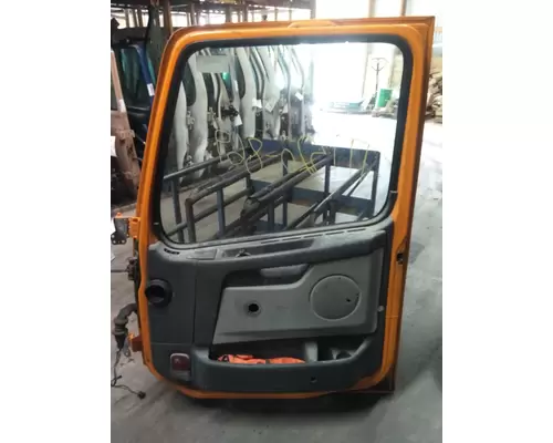 VOLVO VNM 1999-2020 DOOR ASSEMBLY, FRONT