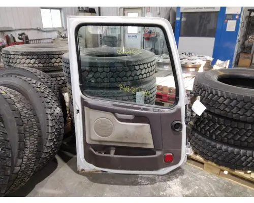 VOLVO VNM 1999-2020 DOOR ASSEMBLY, FRONT