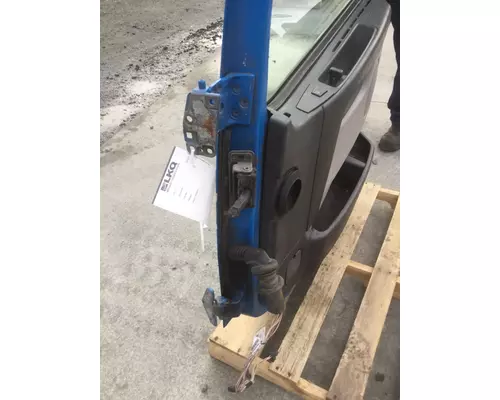 VOLVO VNM 1999-2020 DOOR ASSEMBLY, FRONT