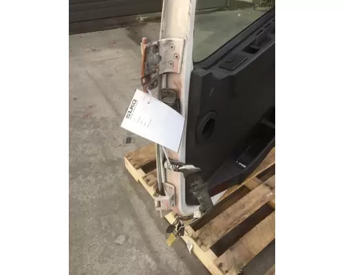 VOLVO VNM 1999-2020 DOOR ASSEMBLY, FRONT