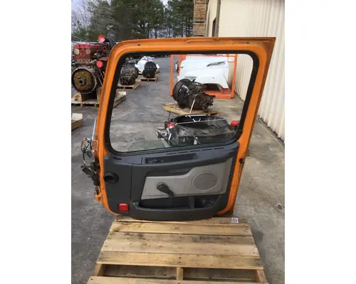 VOLVO VNM 1999-2020 DOOR ASSEMBLY, FRONT