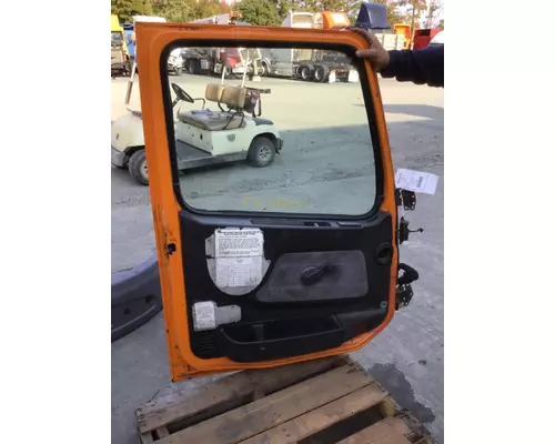 VOLVO VNM 1999-2020 DOOR ASSEMBLY, FRONT