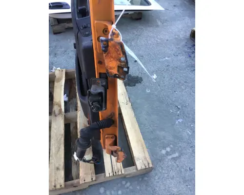 VOLVO VNM 1999-2020 DOOR ASSEMBLY, FRONT