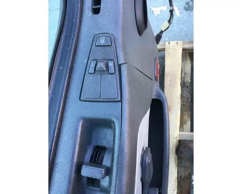 VOLVO VNM 1999-2020 DOOR ASSEMBLY, FRONT