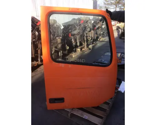 VOLVO VNM 1999-2020 DOOR ASSEMBLY, FRONT