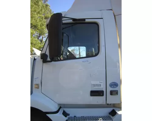 VOLVO VNM 1999-2020 DOOR ASSEMBLY, FRONT