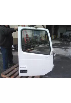 VOLVO VNM 1999-2020 DOOR ASSEMBLY, FRONT