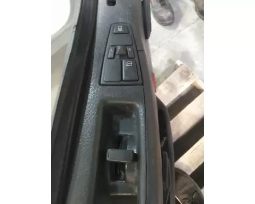 VOLVO VNM 1999-2020 DOOR ASSEMBLY, FRONT