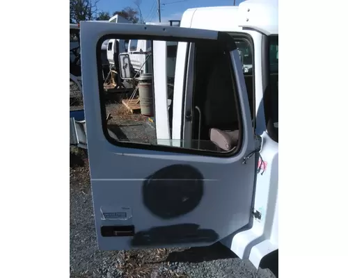 VOLVO VNM 1999-2020 DOOR ASSEMBLY, FRONT