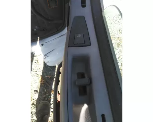VOLVO VNM 1999-2020 DOOR ASSEMBLY, FRONT