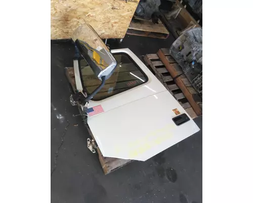 VOLVO VNM 1999-2020 DOOR ASSEMBLY, FRONT